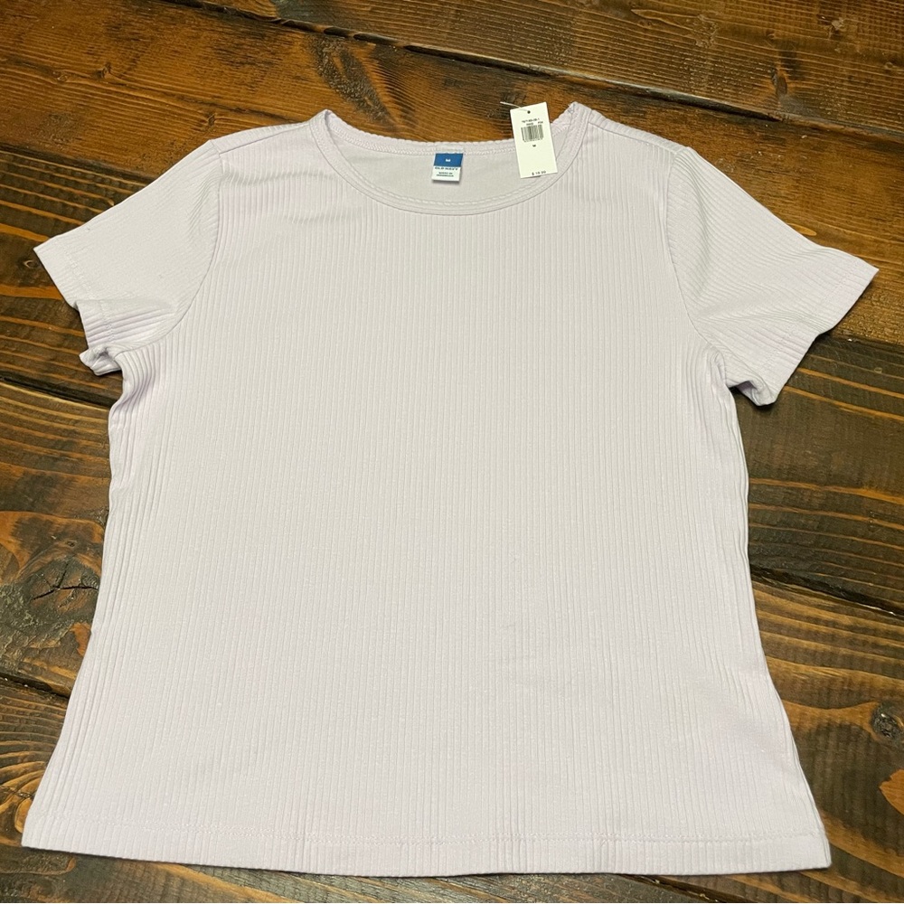 *SALE* NWT 🏷 Old Navy Pastel Purple Lilac Ribbed Short Sleeved Fitted Tee Sz M